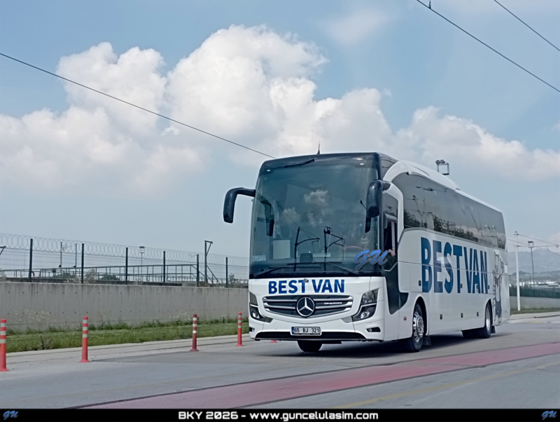 Picsart_26-04-11_19-24-41-625