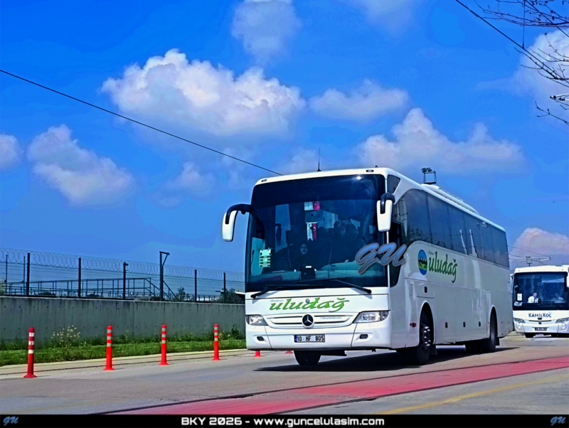 Picsart_26-04-11_19-33-33-533