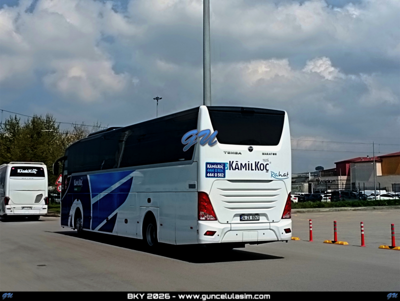 Picsart_26-04-11_19-36-34-124