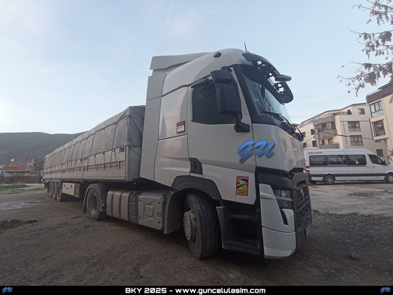 Picsart_26-04-18_11-32-02-224